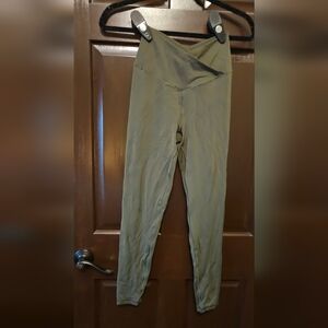 Offline by Aerie, M, double crossover legging, olive
